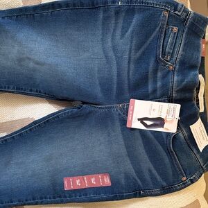 Levi's Women's Dark Blue Pull On Skinny Jeans